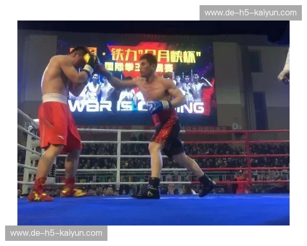 拳台之巅的灵魂剥离：职业拳击vs时代的软弱